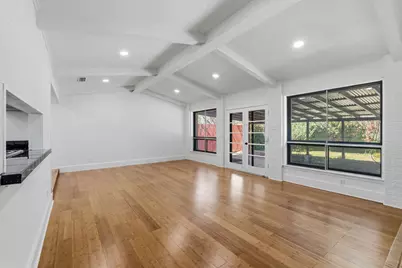 3405 Hacienda Circle, Irving, TX 75062 - Photo 10