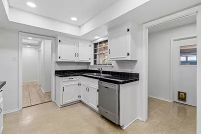 3405 Hacienda Circle, Irving, TX 75062 - Photo 6