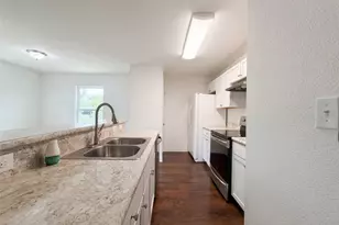 1716 Birdell St, Fort Worth, TX 76105 - Photo 8