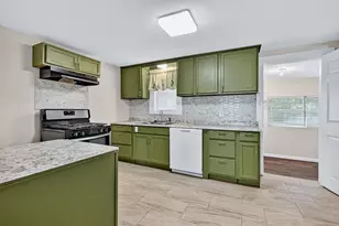 419 S Willow St, Sherman, TX 75090 - Photo 12