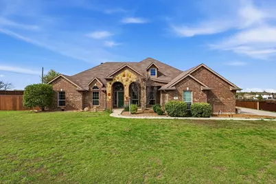 105 Devonshire Drive, Waxahachie, TX 75167 - Photo 2