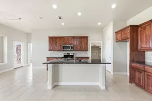 105 Devonshire Dr, Waxahachie, TX 75167 - Photo 12