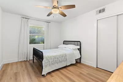 10647 Chesterton Drive, Dallas, TX 75238 - Photo 28