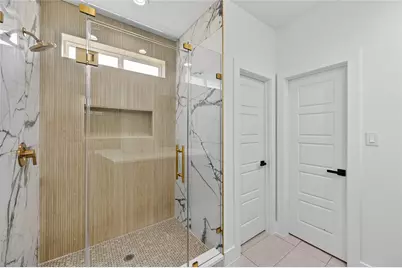 1930 Houston Street, Grand Prairie, TX 75050 - Photo 8