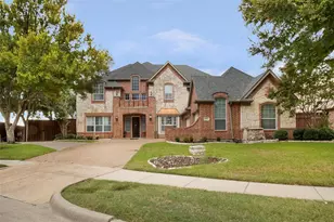4811 Shannon Dr, Frisco, TX 75034 - Photo 2