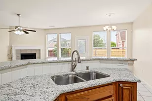 601 Babbling Brook Dr, Saginaw, TX 76179 - Photo 8