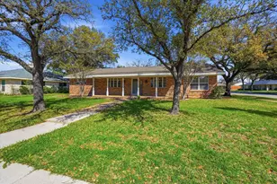 3311 Peachtree Ln, Pantego, TX 76013 - Photo 2