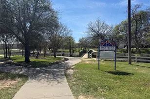 3311 Peachtree Ln, Pantego, TX 76013 - Photo 36