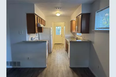 500 Renee Drive, Irving, TX 75061 - Photo 10