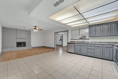 6800 Eagle Rock Drive, Fort Worth, TX 76133 - Photo 4