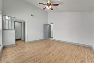 6800 Eagle Rock Dr, Fort Worth, TX 76133 - Photo 6