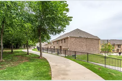 2429 Gramercy Park Drive, Flower Mound, TX 75028 - Photo 28