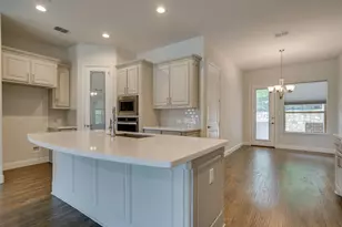 2429 Gramercy Park Dr, Flower Mound, TX 75028 - Photo 10