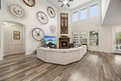 5215 Kerley Lane, Sachse, TX 75048 - Photo 4