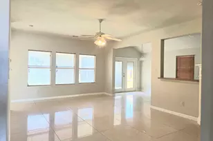 2947 Appaloosa Dr, Dallas, TX 75237 - Photo 2