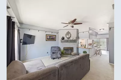 234 Samuel Boulevard #4, Coppell, TX 75019 - Photo 4