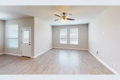 225 Drumcliffe Drive, Fort Worth, TX 76052 - Photo 6