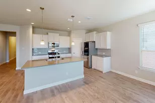 225 Drumcliffe Dr, Fort Worth, TX 76052 - Photo 4