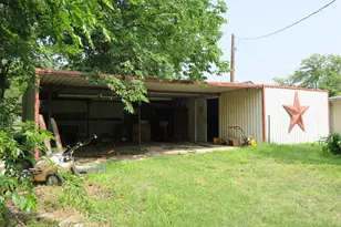 1689 N Hwy 81 N, Bowie, TX 76230 - Photo 14