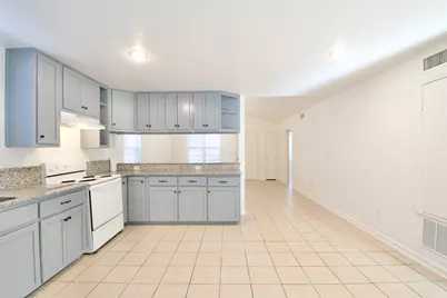 1120 Holt Avenue, Waco, TX 76706 - Photo 10