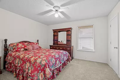 1017 Grand Central Parkway, Saginaw, TX 76131 - Photo 18