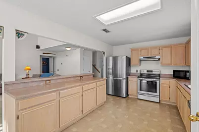 1017 Grand Central Parkway, Saginaw, TX 76131 - Photo 8