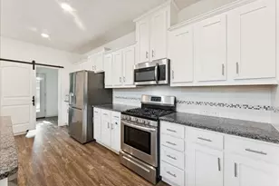 2145 Barx Dr, Little Elm, TX 75068 - Photo 14