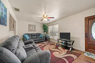 1624 River Oaks Dr, Irving, TX 75060 - Photo 4