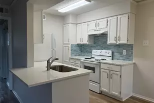 3624 Parkridge Dr, Dallas, TX 75234 - Photo 2