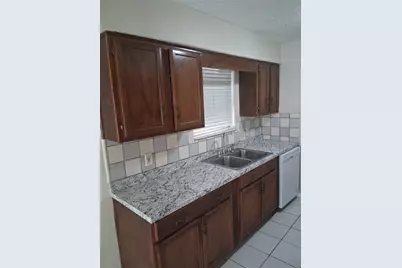 1100 Mapleview Drive, Arlington, TX 76018 - Photo 6