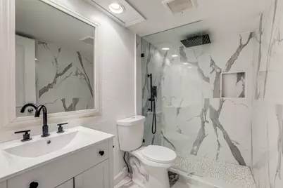 5325 Fleetwood Oaks Avenue #253, Dallas, TX 75235 - Photo 10