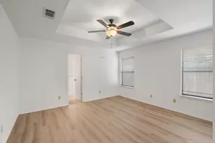 3921 Wentworth Dr, Arlington, TX 76001 - Photo 16
