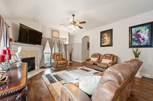 1000 Longhorn Drive, Aubrey, TX 76227 - Photo 16