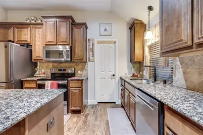 1000 Longhorn Drive, Aubrey, TX 76227 - Photo 8