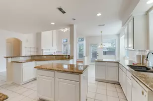 8708 Berwick Dr, Plano, TX 75025 - Photo 6