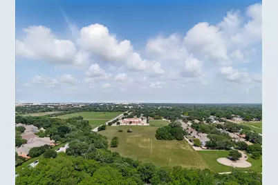 699 W Wintergreen Road, DeSoto, TX 75115 - Photo 14