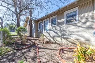 703 E 21st St, Cisco, TX 76437 - Photo 28