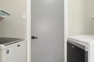 6624 Mattney Dr, Dallas, TX 75237 - Photo 16