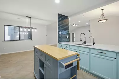 6624 Mattney Drive, Dallas, TX 75237 - Photo 12