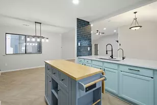 6624 Mattney Dr, Dallas, TX 75237 - Photo 12