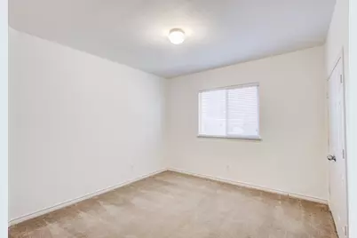 909 Grant Street, Burleson, TX 76028 - Photo 10