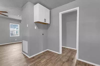 606 S Contemporary Drive, Sherman, TX 75092 - Photo 2