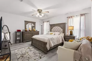 2011 Bay Oaks Dr, Arlington, TX 76012 - Photo 16