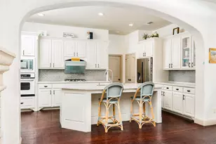 6527 Barcelona, Irving, TX 75039 - Photo 10