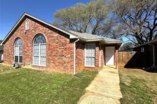 1707 Tina Marie Rd, Arlington, TX 76012 - Photo 1