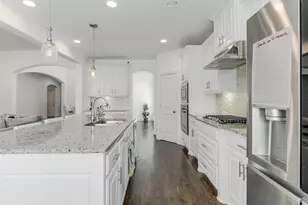 708 Sandbox Dr, Little Elm, TX 76227 - Photo 10