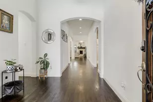 708 Sandbox Dr, Little Elm, TX 76227 - Photo 4