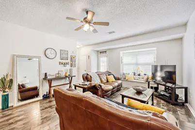 902 Teakwood Lane, DeSoto, TX 75115 - Photo 14