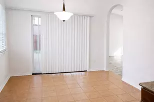 2111 Sheraton Dr, Carrollton, TX 75002 - Photo 4