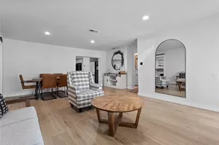 701 Milky Way, Garland, TX 75040 - Photo 4